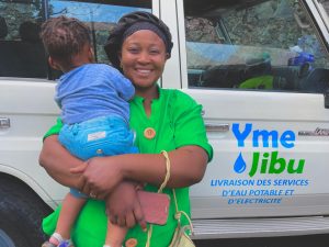 Yme Jibu S.A. évalue le travail des opérateurs des bornes-fontaines et réaffirme son engagement en faveur de l’emploi local
